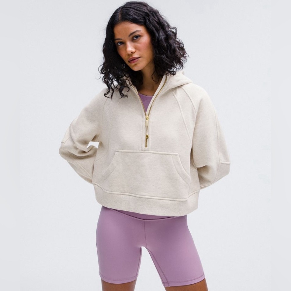 Lululemon Scuba Oversized Half-Zip Hoodie Size XS/S
Heathered Bone/Gold